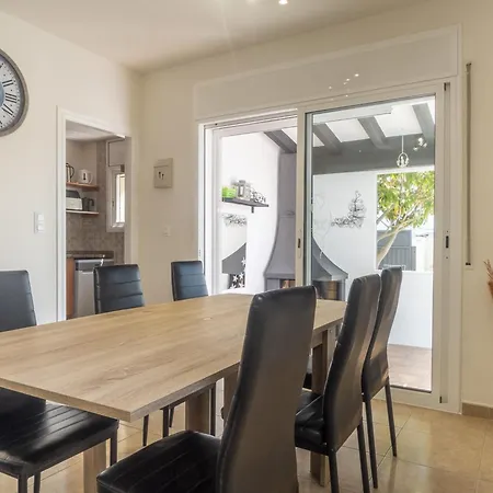 Ferienhaus Casa Con Piscina Privada, 3 Habitaciones, Cerca De La Playa En - Es-325-40 *