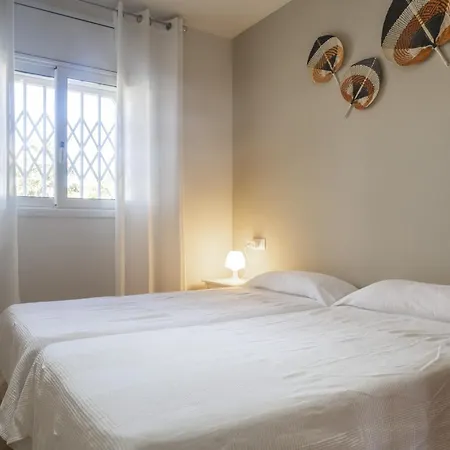 Casa Con Piscina Privada, 3 Habitaciones, Cerca De La Playa En - Es-325-40 Ferienhaus